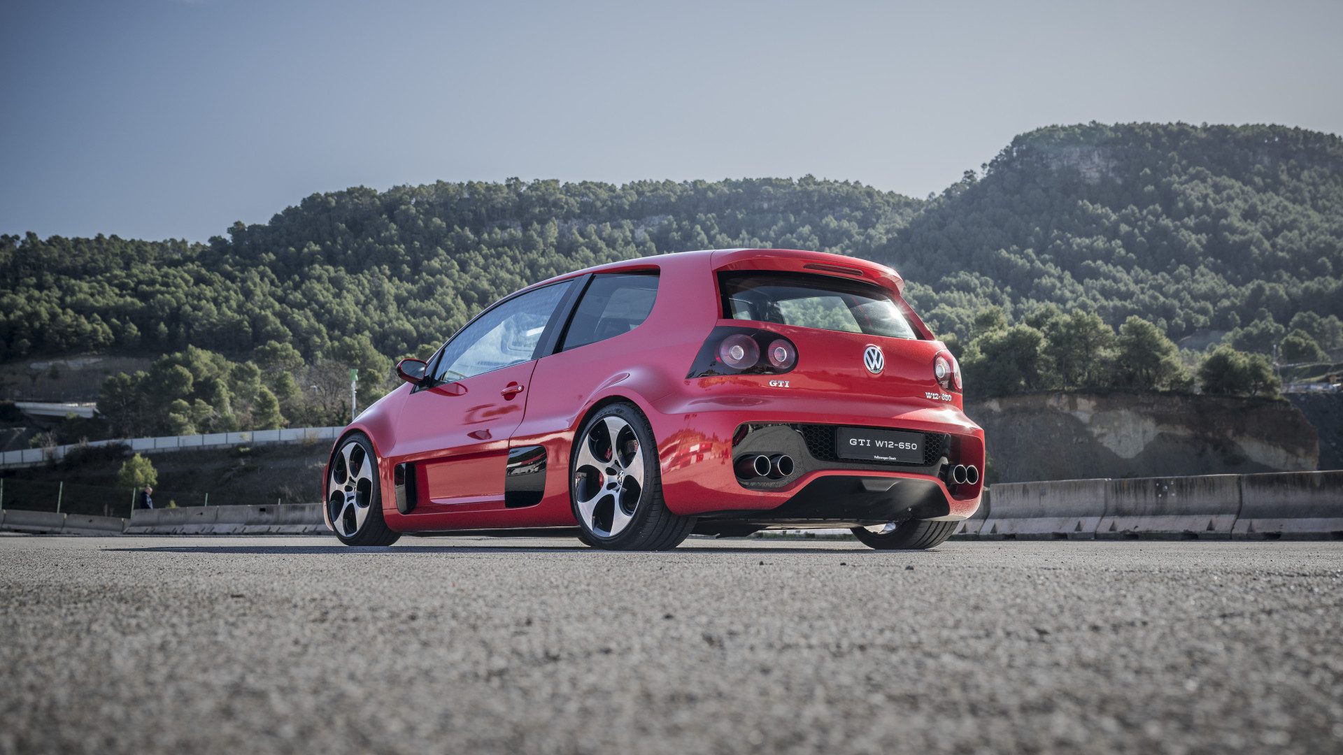 Volkswagen Golf GTI W12-650 Maas-De Koning