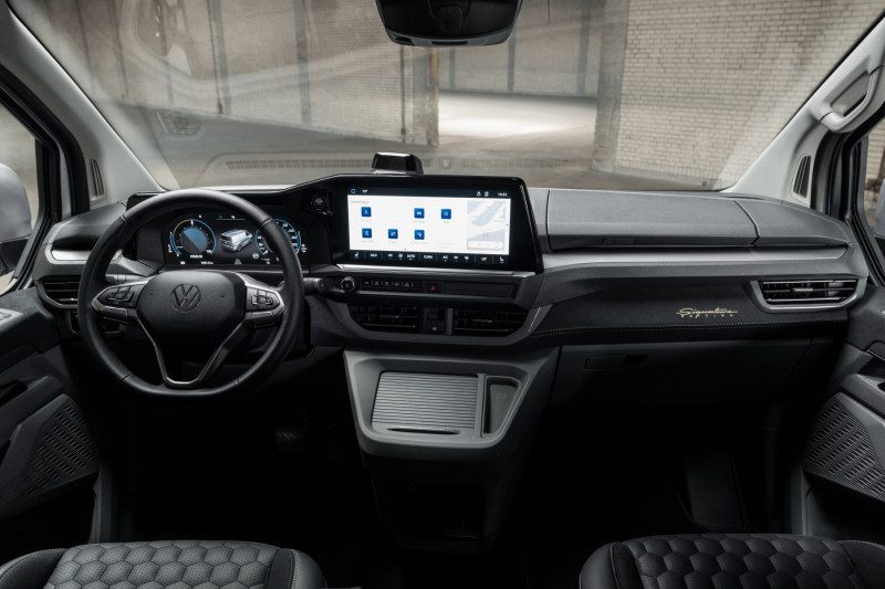 Volkswagen Bedrijfswagens Signature Edition Transporter ID. Buzz Cargo Maas-De Koning beeld 7